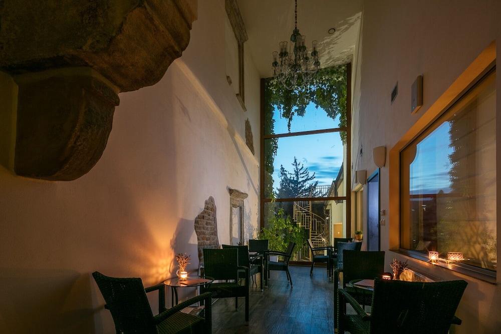 Отель Wine Wellness Amande 4*